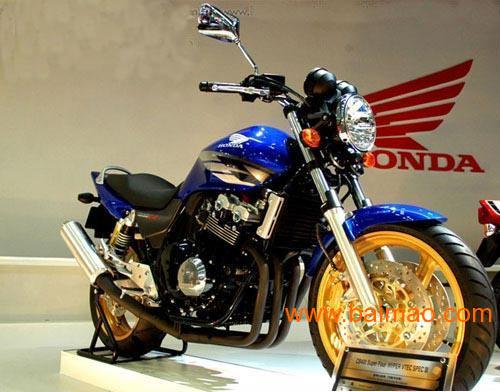 最新cb400售价,最新CB400售价揭秘，小巷中的隐藏宝藏